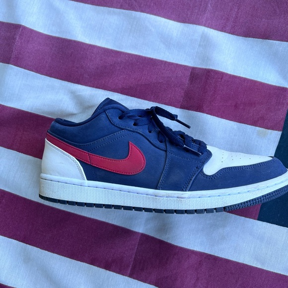 Jordan 1 USA lows - Picture 2 of 3